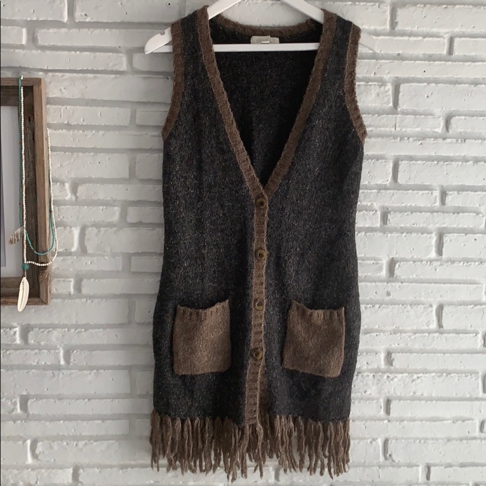 Olive & Oak Wool Blend Long Fringe Cardigan Pockets Cozy Boutique Size M
